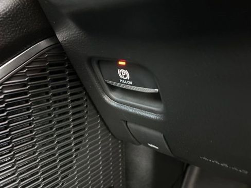 Used 2024 Jeep Grand Cherokee Overland image 19