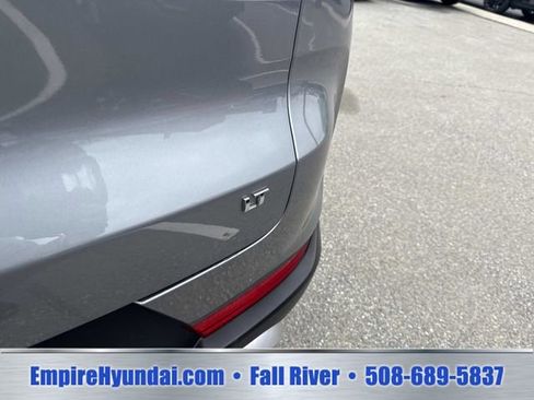 Used 2025 Chevrolet TrailBlazer LT AWD/4WD image 6