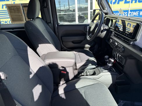 Used 2024 Jeep Wrangler Sport image 33
