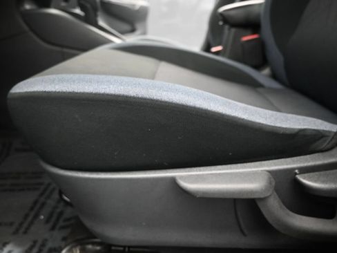 Used 2024 Nissan Versa SV FWD image 10
