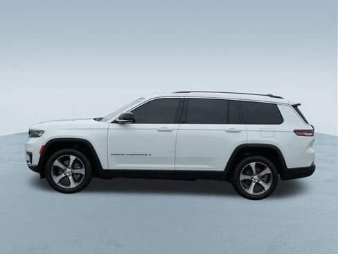 Used 2023 Jeep Grand Cherokee L Limited AWD/4WD image 4