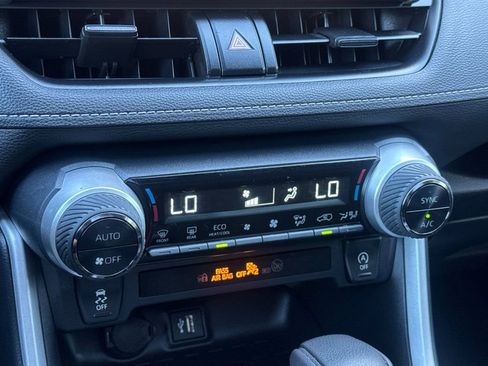 Certified 2023 Toyota RAV4 XLE w/ Convenience Package image 20