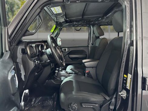 Used 2021 Jeep Wrangler Unlimited Sport AWD/4WD image 9