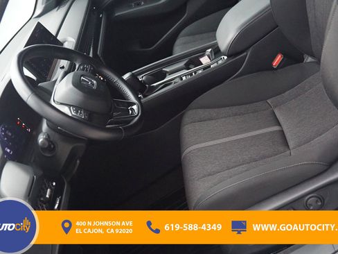 Used 2024 Honda Accord Sport image 9