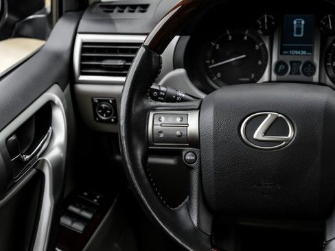 Used 2015 Lexus GX 460 Luxury AWD/4WD image 23