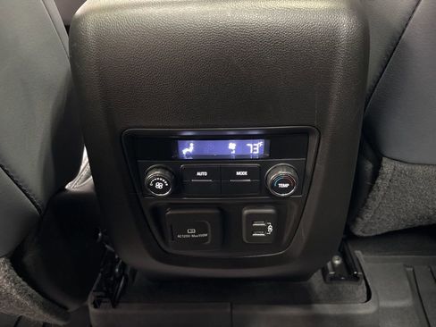 Used 2023 Buick Enclave Essence w/ Experience Buick Package image 39