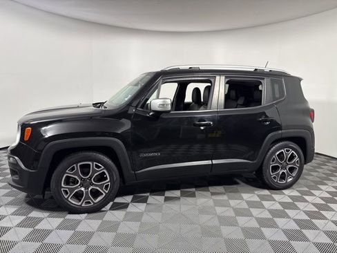 Used 2016 Jeep Renegade Limited image 3