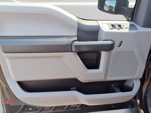 Used 2022 Ford F250 XL w/ Power Equipment Group AWD/4WD image 14
