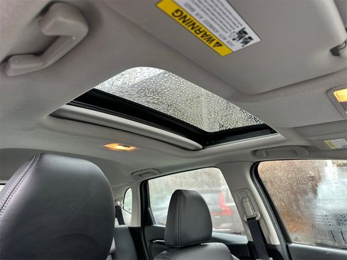 Used 2015 Honda Fit EX image 9