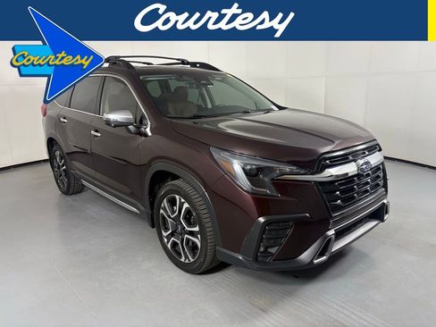 Used 2023 Subaru Ascent Touring AWD/4WD image 1