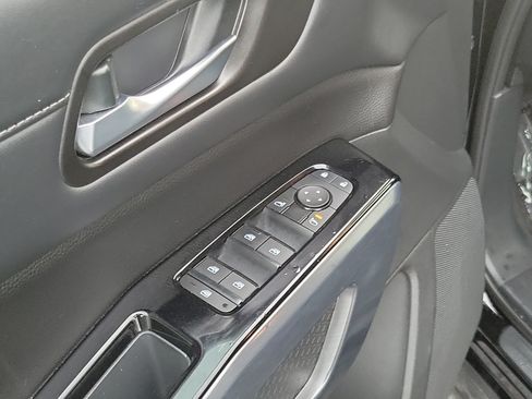 Used 2025 Nissan Pathfinder SL AWD/4WD image 19