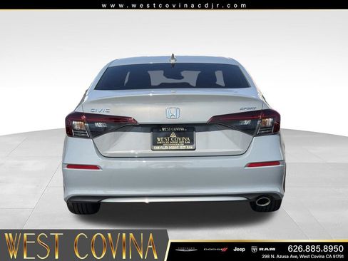 Used 2025 Honda Civic Sport image 9