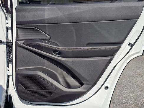 New 2026 Jeep Cherokee Limited AWD/4WD image 39
