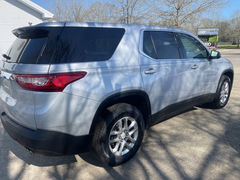 Used 2020 Chevrolet Traverse LS image 4