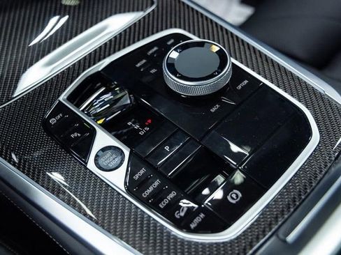 New 2026 BMW X5 M60i image 21