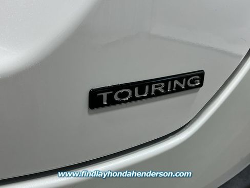 New 2026 Honda Pilot Touring image 6