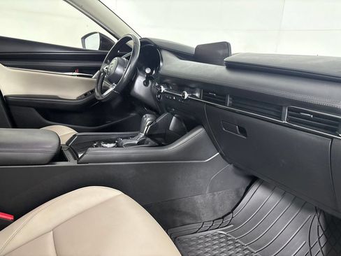 Used 2019 MAZDA MAZDA3 AWD Sedan w/ Preferred Package image 31