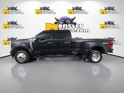 Used 2023 Ford F450 Platinum w/ FX4 Off-Road Package AWD/4WD image 8