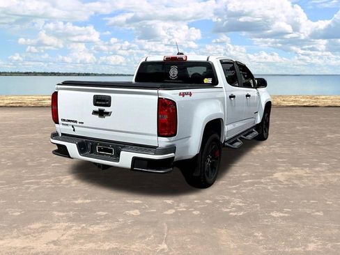 Used 2018 Chevrolet Colorado LT w/ Redline Special Edition AWD/4WD image 11