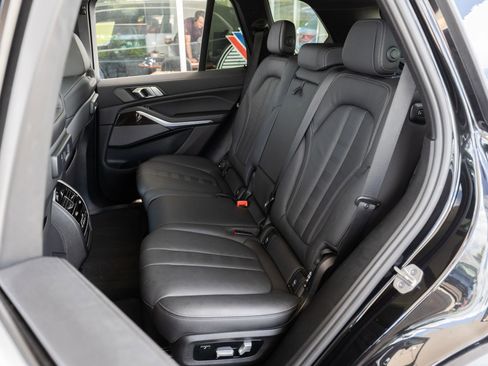 Used 2021 BMW X5 sDrive40i w/ Premium Package image 27