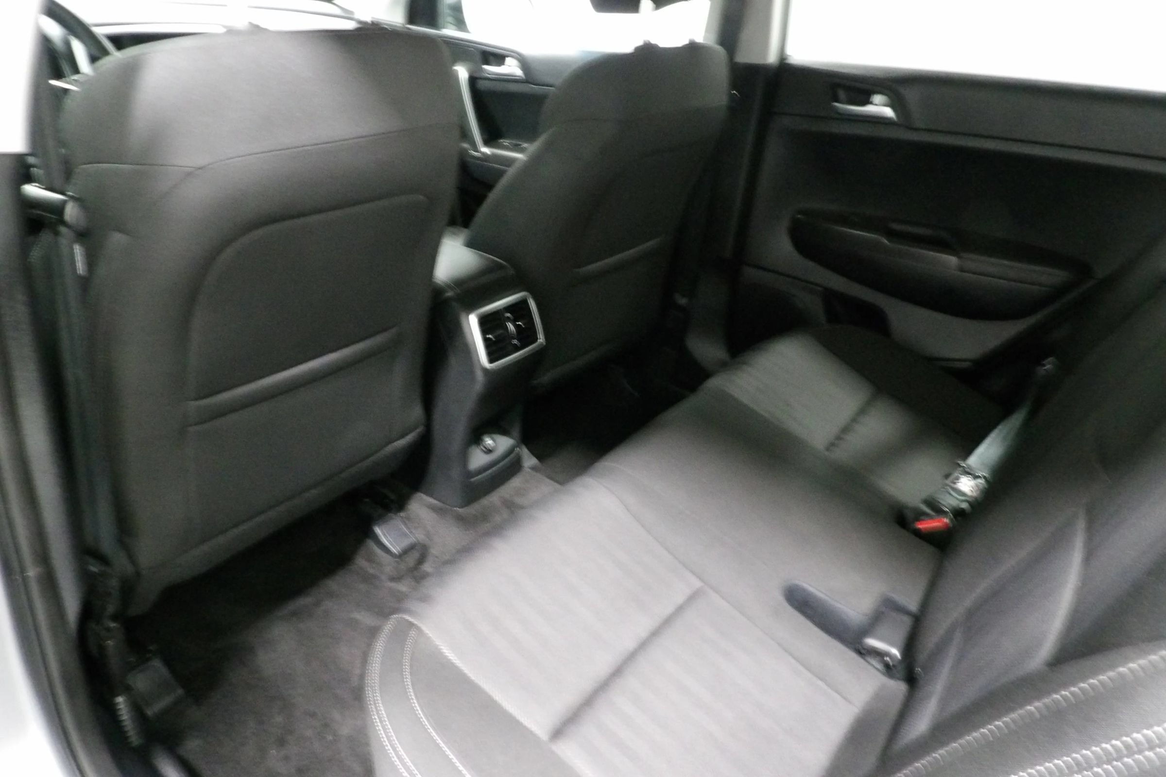 Used 2022 Kia Sportage LX FWD image 9
