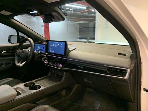 Used 2024 Honda Prologue Touring image 55