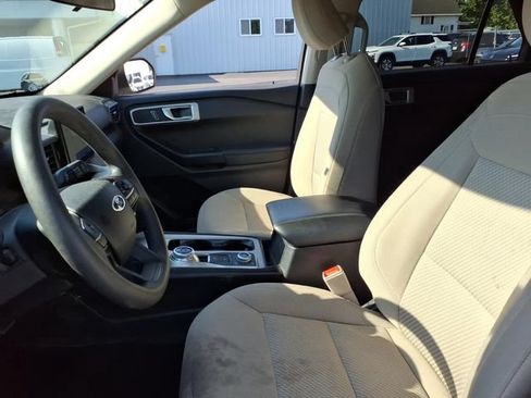 Used 2022 Ford Explorer 4WD image 12