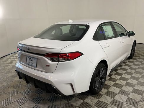 New 2026 Toyota Corolla SE FWD image 8