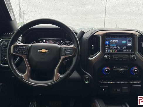 Used 2021 Chevrolet Silverado 3500 High Country AWD/4WD image 16