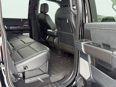 Used 2025 Ford F150 Lariat w/ Equipment Group 502A High image 18