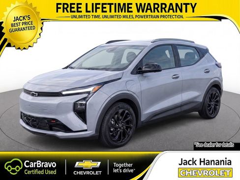 Used 2027 Chevrolet Bolt RS FWD image 2