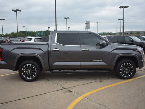 Used 2024 Toyota Tundra Limited AWD/4WD image 4