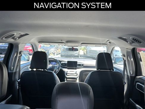 Certified 2022 Ford Explorer XLT w/ Equipment Group 202A AWD/4WD image 19