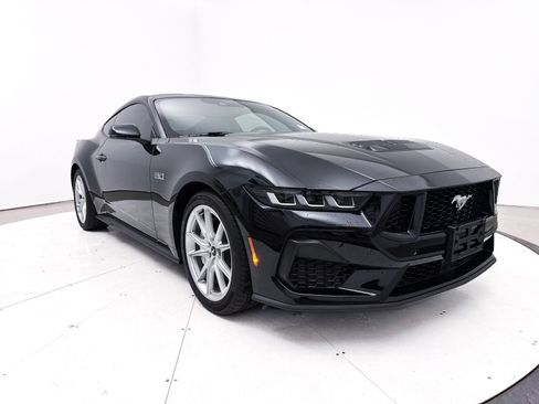 Used 2024 Ford Mustang GT Premium RWD image 12