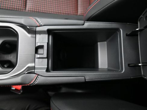 New 2026 Nissan Kicks SR FWD image 18