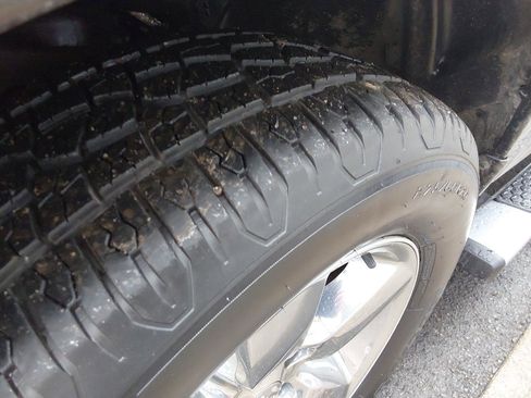 Used 2017 RAM 1500 Big Horn image 9