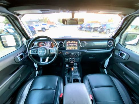 Used 2021 Jeep Wrangler Unlimited Sahara image 34