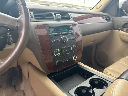 Used 2009 Chevrolet Tahoe LT image 9