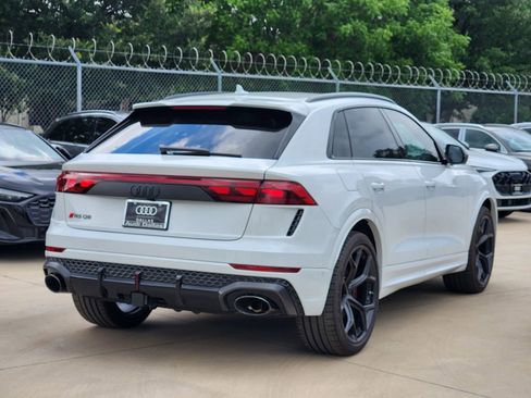 New 2026 Audi RS Q8 performance AWD/4WD image 9