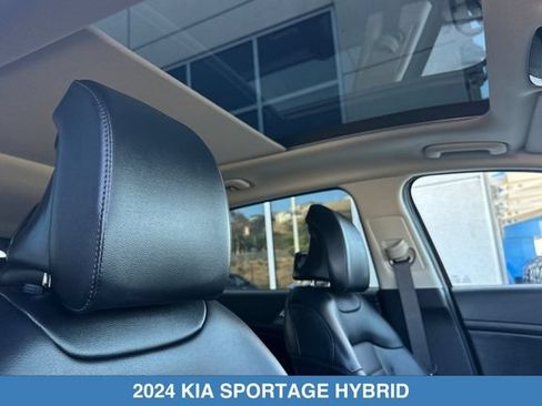 Used 2024 Kia Sportage SX Prestige AWD/4WD image 19