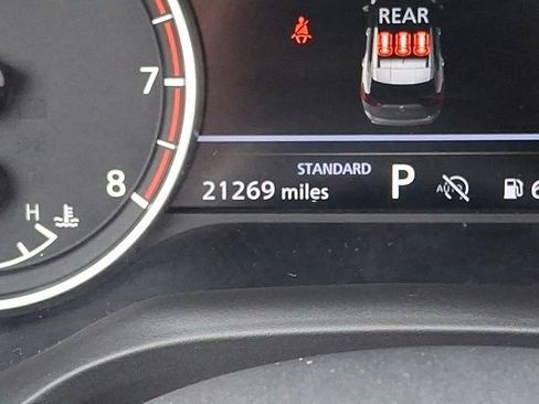 Used 2024 Nissan Rogue SV w/ SV Premium Package image 25