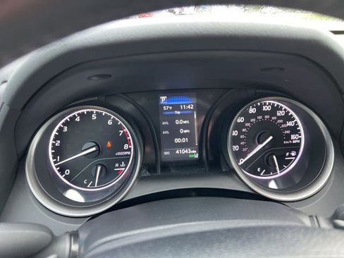 Used 2024 Toyota Camry SE image 34