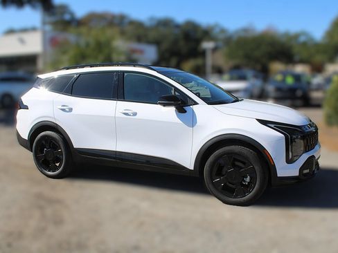 New 2026 Kia Sportage X-Line w/ X-Line Premium Package image 4
