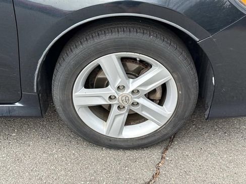 Used 2012 Toyota Camry SE image 7