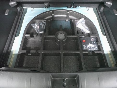 Used 2022 Jeep Renegade Latitude w/ Convenience Group image 27