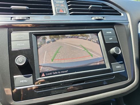 Used 2021 Volkswagen Tiguan S AWD/4WD image 16