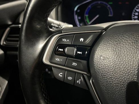 Used 2020 Honda Accord Touring image 23