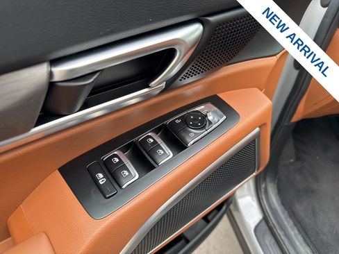 Used 2025 Kia Telluride EX X-Line AWD/4WD image 19