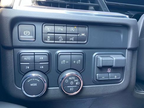 New 2025 Chevrolet Tahoe Premier image 34