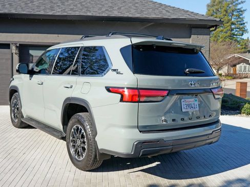 Used 2023 Toyota Sequoia SR5 image 7